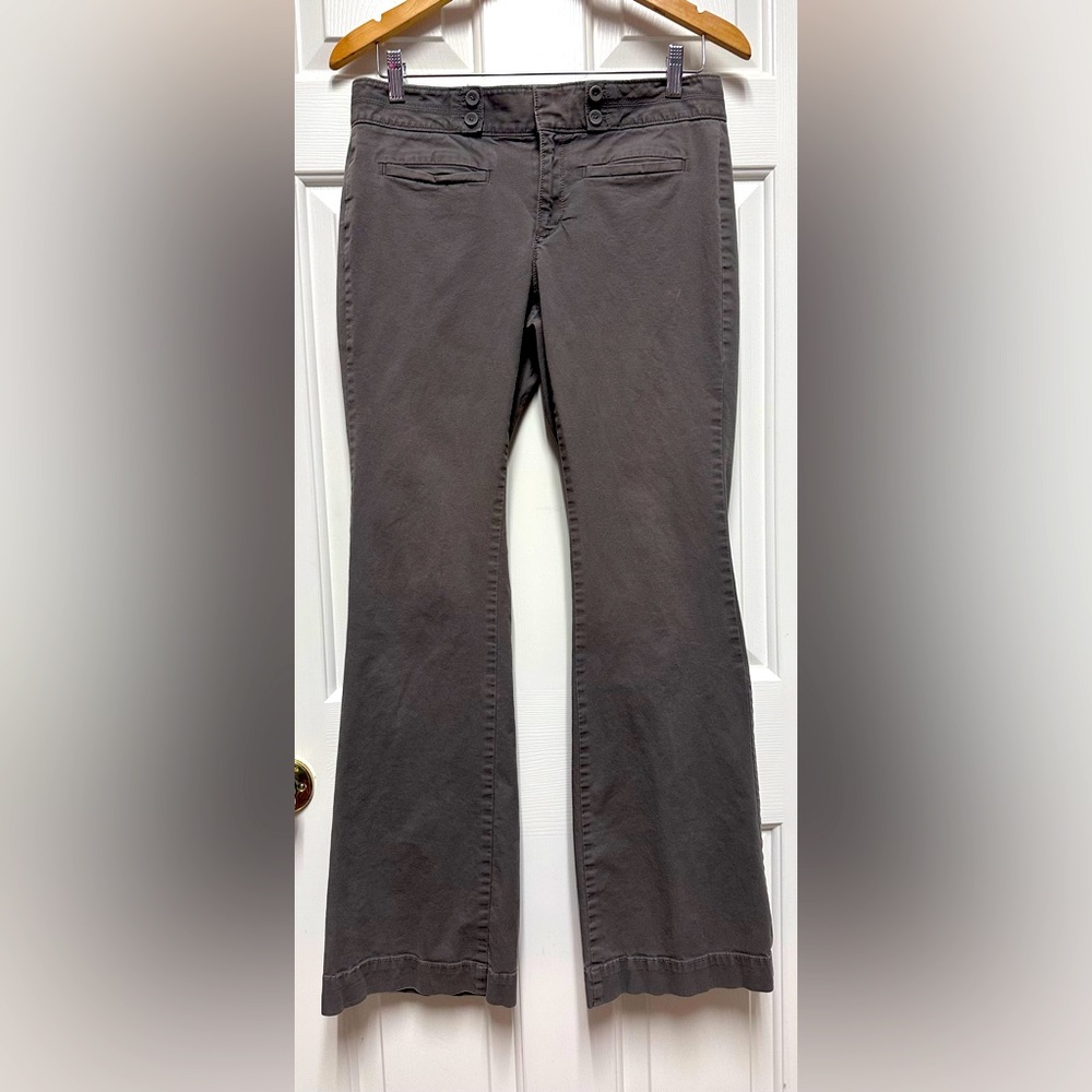 LOFT Marisa Bootcut Flare Chino. Gray Size 6